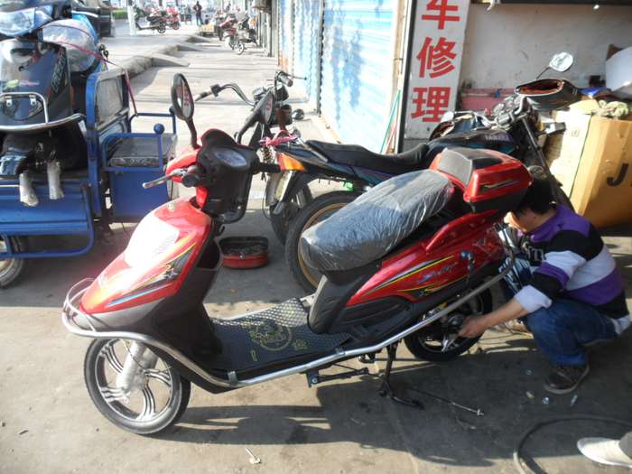 电池厂商博弈 锂电自行车售后服务体系莫忽视 