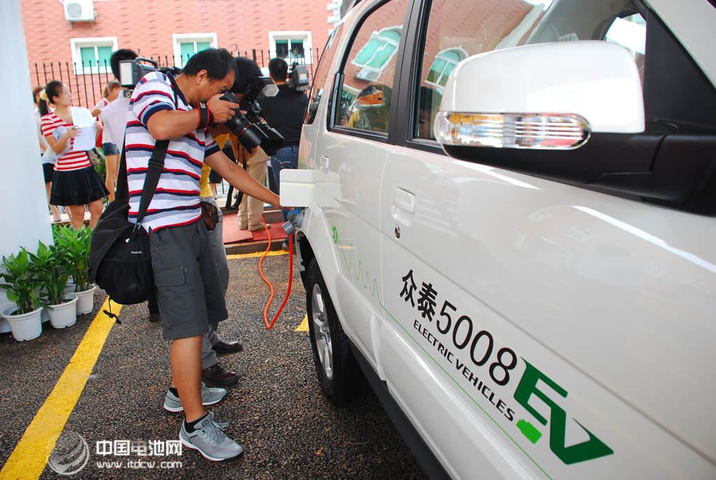 福建将在高速路布设60个充电站 福州辖区12个