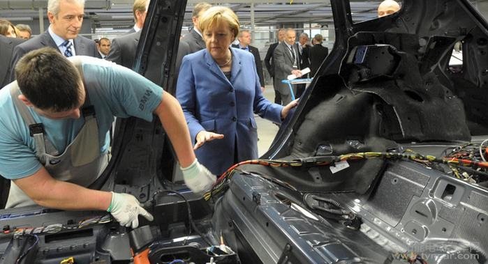 默克尔重申电动汽车百万辆目标 德国投重金补贴新能源