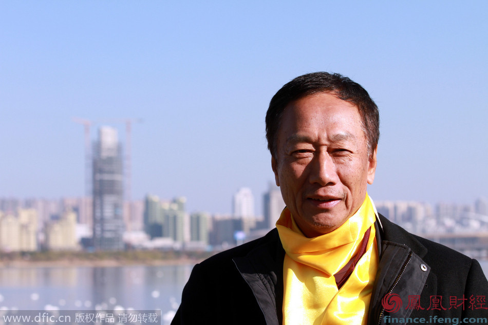 富士康郭台铭考察河南速达 双方或合作造电动汽车