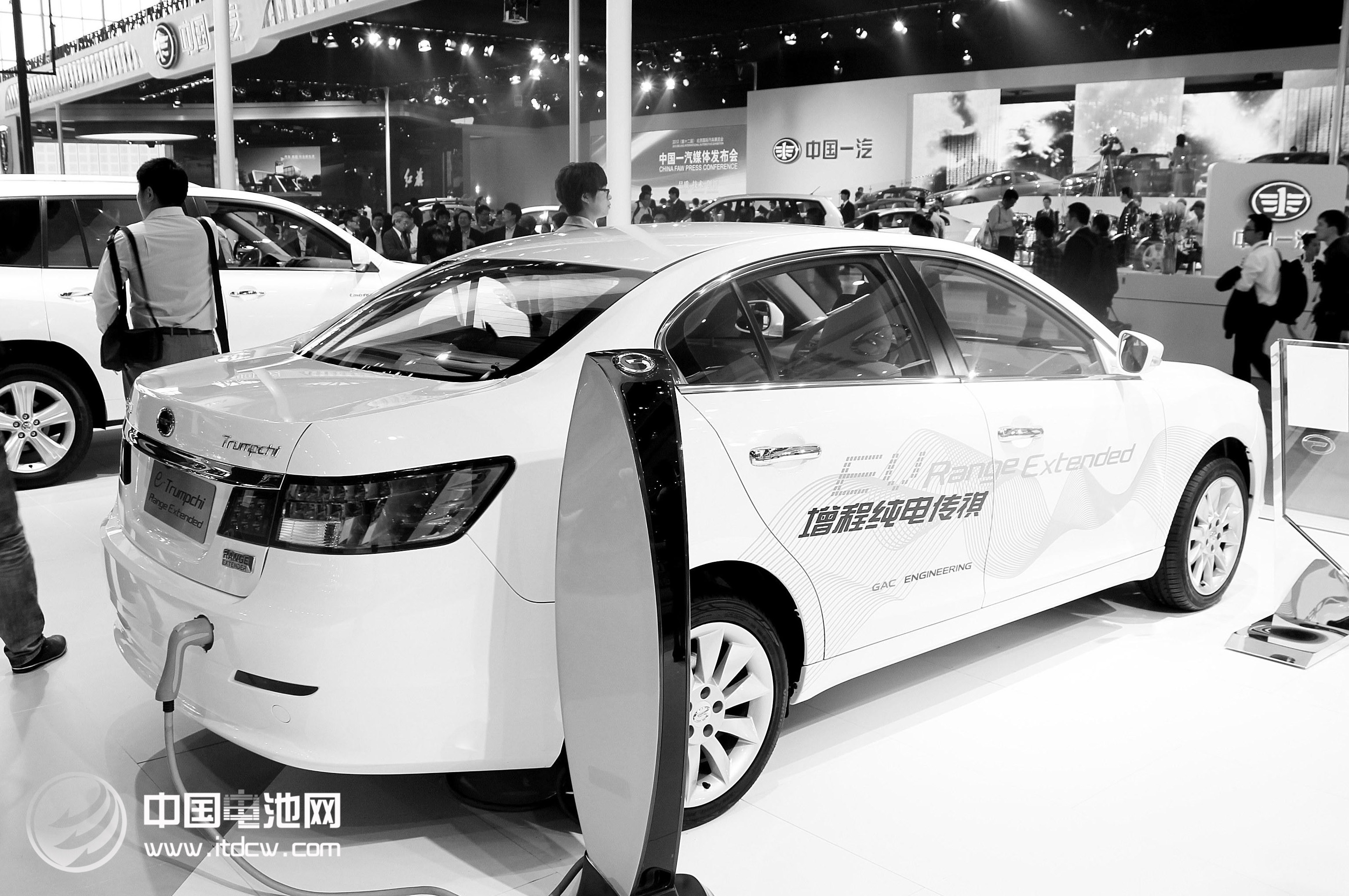 新能源车准入门槛明确 IT企业低速电动车企难进入