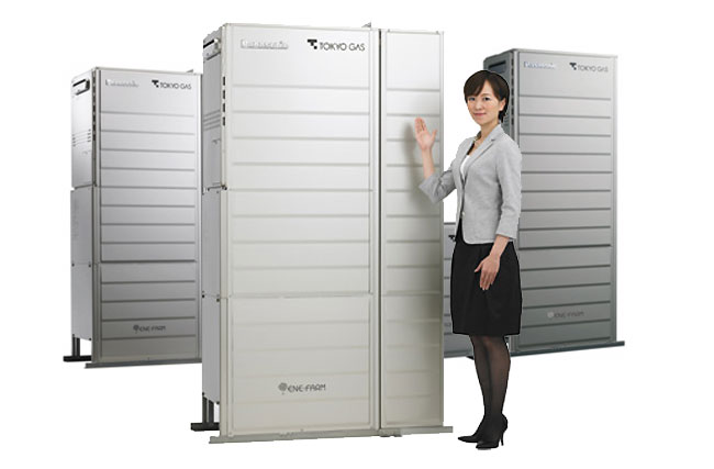 彭博新闻报导，包括 Panasonic 在内的电池制造商，正在研发体积小又便宜的家用电池产品，目标是在 2030 年前，家庭安装量达到 530 万户，等于日本有一成的家庭将仰赖氢燃料电池供应电力。