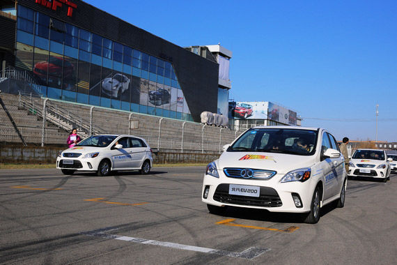 北汽新能源2014年销电动车约7000辆 七成为私人用户