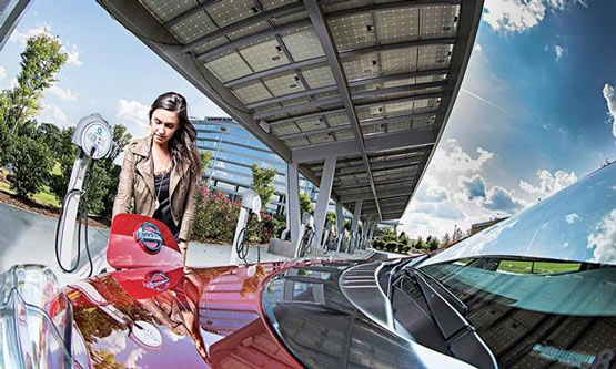 外媒：尽管油价下跌 但不会放弃电动汽车