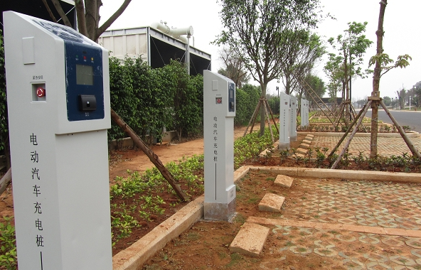 泸州20个新能源汽车充电桩投用 可进行刷卡消费充电 泸州20个新能源汽车充电桩投用 可进行刷卡消费充电