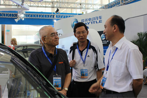 微米电动汽车抢眼山东车展 E28车型颠覆传统工艺