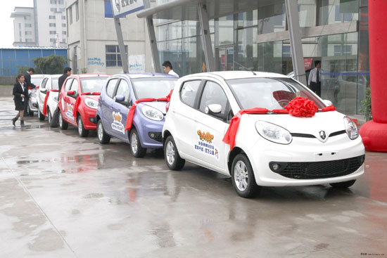 低速电动车上路遭严查  生产大省面临销售囧境