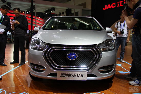 第五代电动汽车闪亮登场 合肥新能源车产业链和产业基地形成