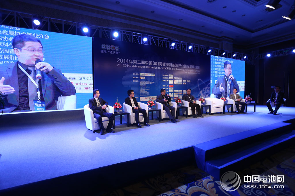 市场格局硝烟弥漫 2014年车企新能源 8宗“最” 