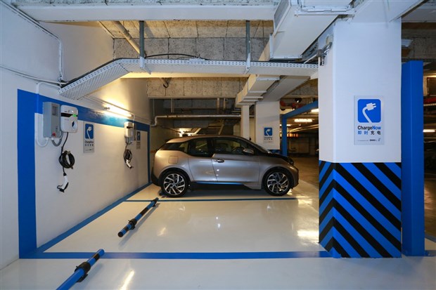 法国电动汽车“充电宝”成都试点 可支持500公里续航