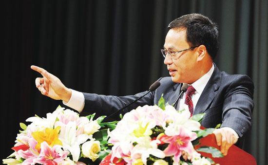 汉能发布移动能源战略  太阳能薄膜进入汽车手机