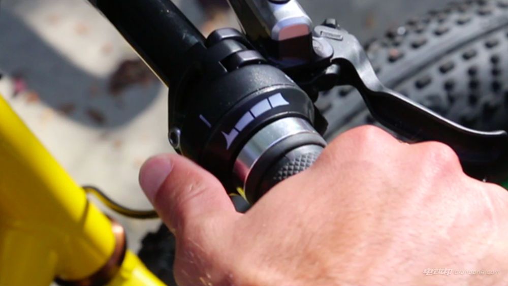 这就是那辆续航80公里 俗称“小特斯拉”的Storm