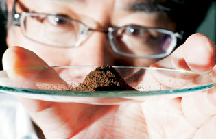 稀土价格持续走高 行业望现周期性反转