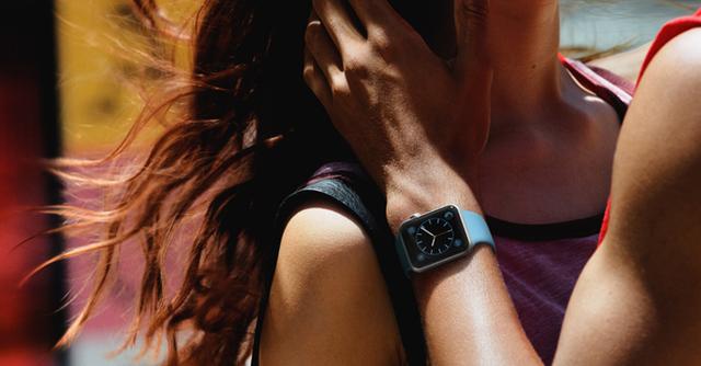 苹果CEO库克：在未来Apple Watch 将与iPhone一样重要