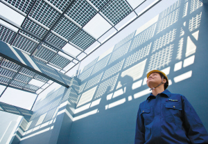 2015年我国力争光伏发电新增并网1500万千瓦