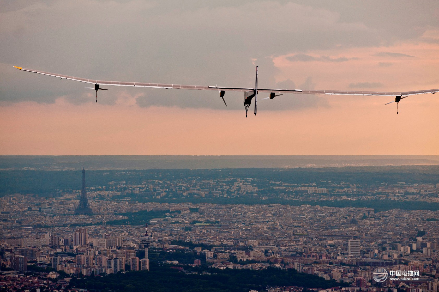 太阳能飞机下周开启为期5个月航行 首架环球航行