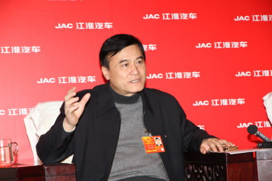 安徽江淮汽车集团董事长安进