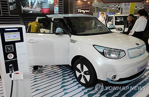 第二届国际电动车博览会在韩国国际会展中心开幕
