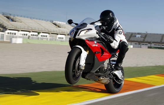 时尚与性能兼具的宝马摩托车 时尚与性能兼具的宝马摩托车