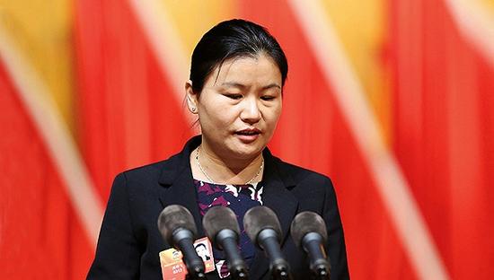 蓝思科技董事长周群飞