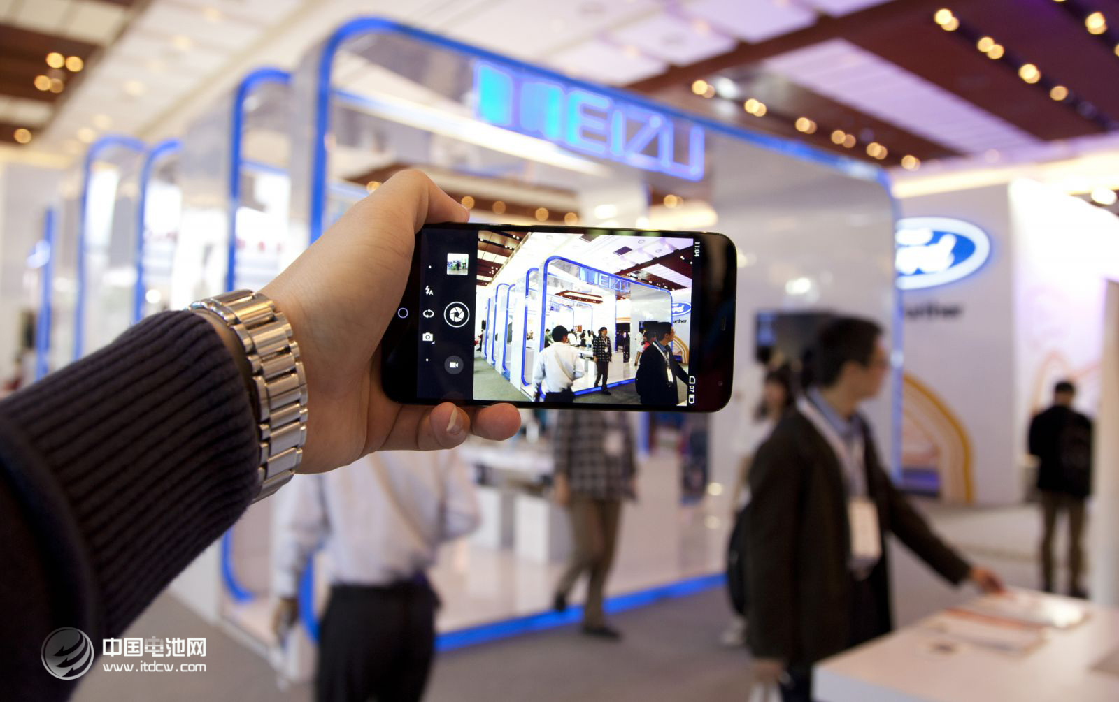 互联网化是发展趋势：基金继续看好互联网板块