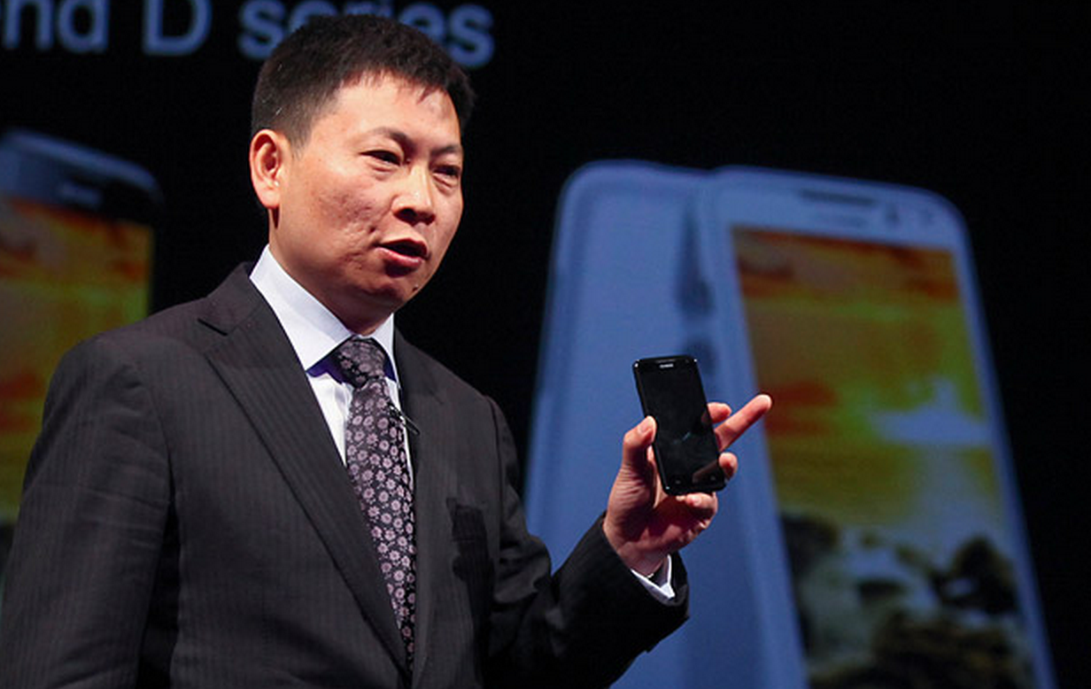 华为余承东：放弃低端市场 华为要和三星苹果竞争