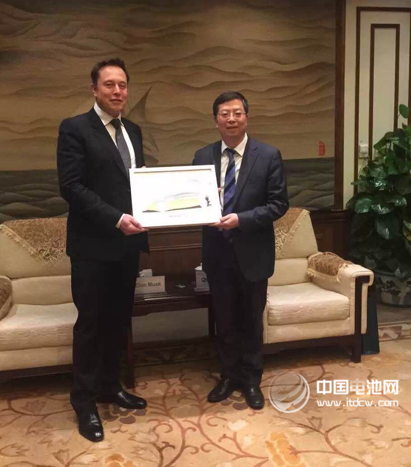 用工程师的力量改变世界：马斯克拜访清华新任校长邱勇