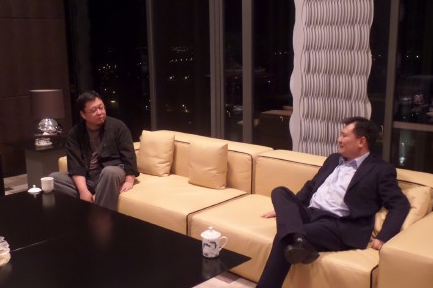 罗永浩密会张近东 锤子手机或将获苏宁投资