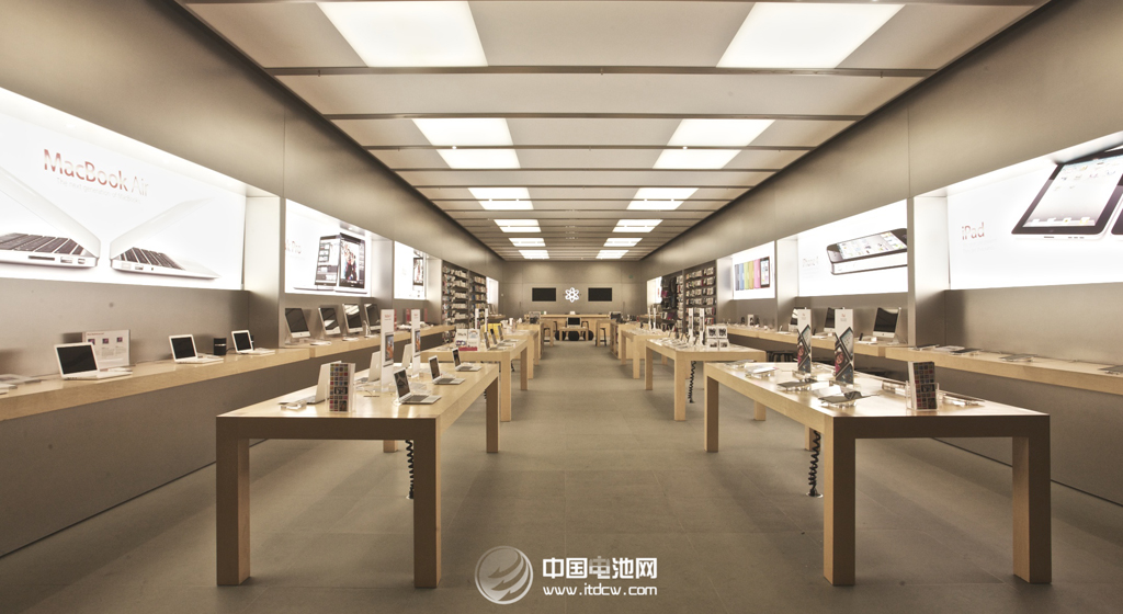 苹果iPhone以旧换新进中国！9成新5s只折1500元