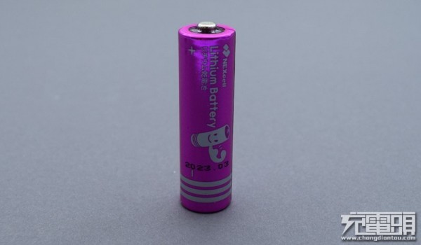 NEXcell 2900mAh五号铁锂电池曝光 续航很牛