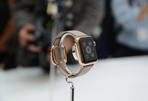 不要只盯着苹果手表销量：它很能赚钱！ 