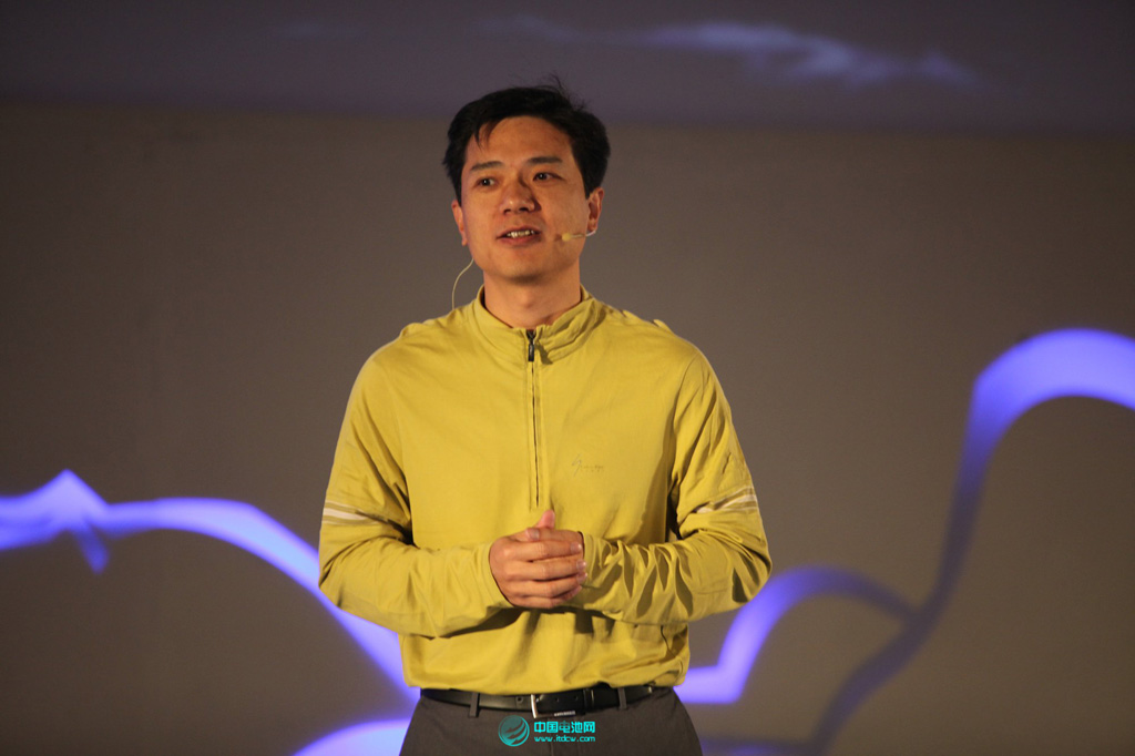 百度创始人李彦宏：不拥抱互联网就要被淘汰
