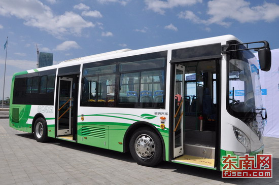 福建新能源汽车一季度推广1460辆 纯电动车超7成