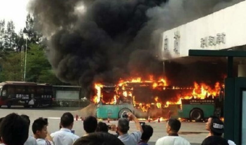 电池再报起火预警 新能源车发展中“三宗原罪”