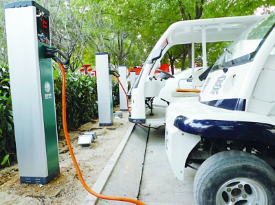 要像重视加油站一样重视充电桩监管