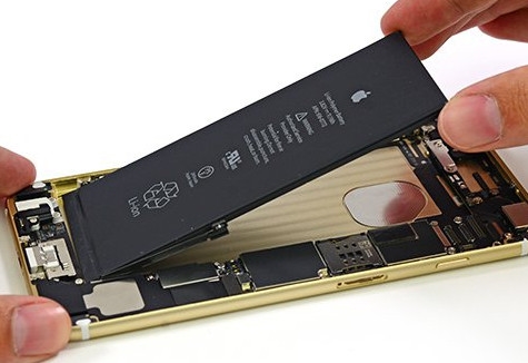 富士康疑再出内鬼 百万报废苹果iPhone 6电池外流