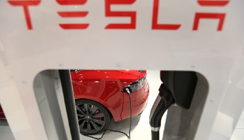 一个国家如何让电动车成为主流？