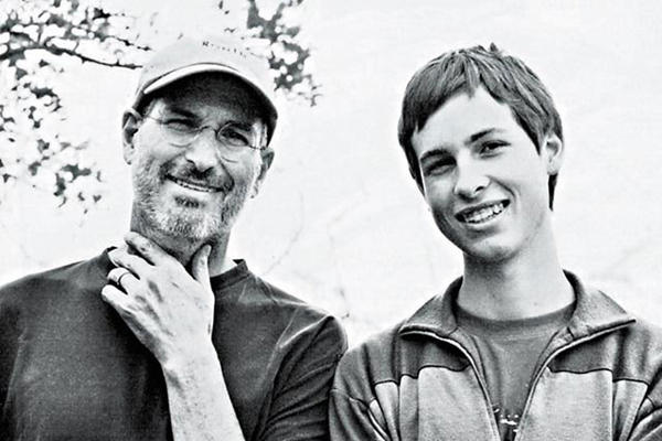 父亲节了,晒晒这些很牛的老总们父亲都大有来头 父亲节了,晒晒这些很牛的老总们父亲都大有来头