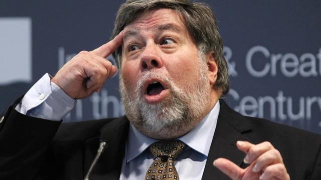 人类或成机器人的宠物：苹果沃兹操碎心 