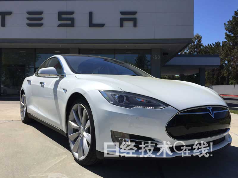 亲身感受特斯拉的“车非车，而是计算机”