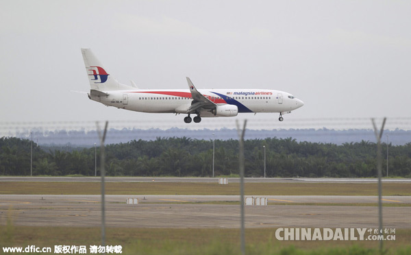 MH370失事疑云新解：锂离子电池起火致坠机