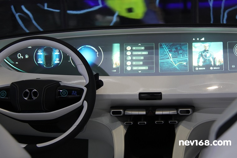 一步之遥  电动汽车离智能最近