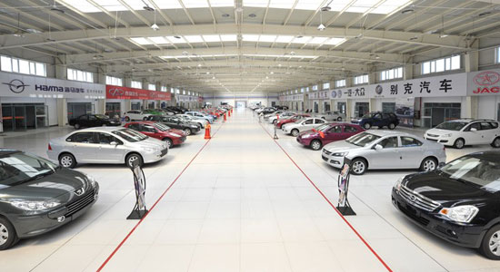 国内首家电动车超市开业  北汽腾势等电动车入驻