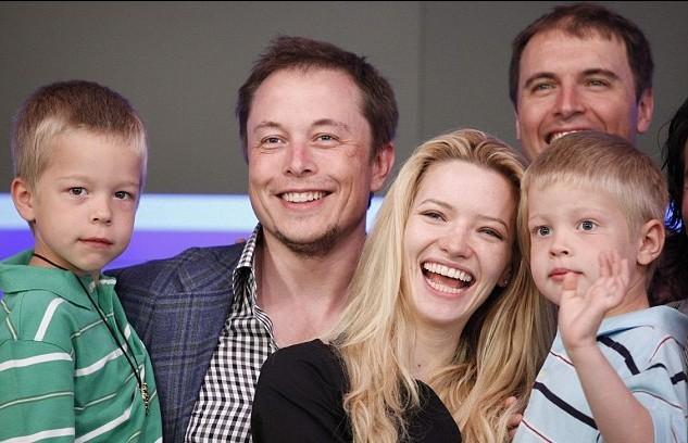 特斯拉CEO马斯克父亲专访：亿万富翁是如何养成的？