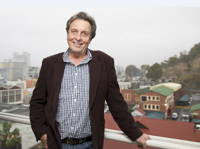 特斯拉CEO马斯克父亲专访：亿万富翁是如何养成的？