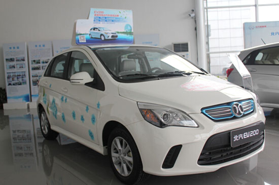 北汽集团新电动车采用三元锂电池充电仅需3分钟  北汽集团新电动车采用三元锂电池充电仅需3分钟  