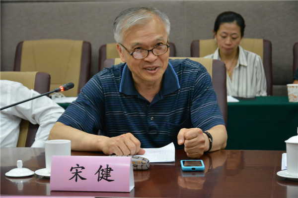 宋健：电池技术是纯电动汽车发展的关键