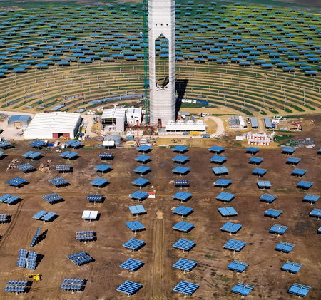多地光伏项目弃电高达七成 抢装潮埋下质量隐患