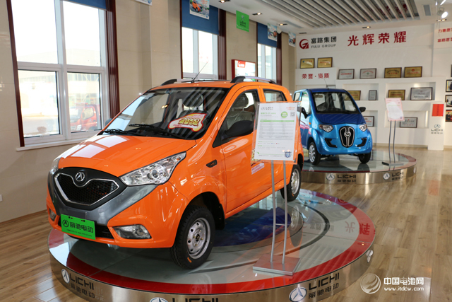 新能源汽车产销大增 众企业“押注”电动车零部件