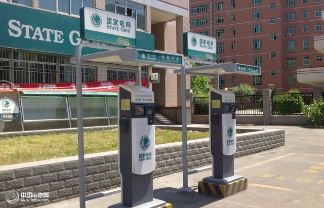 充电桩投资引发资本追逐 盈利模式与行业标准挑战